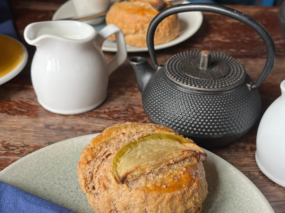 Parlormade Cafe and Scone House