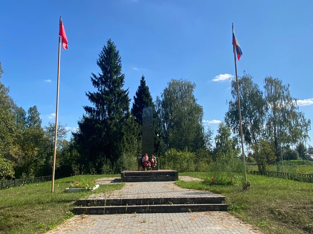 Obelisk odnoselchanam, pogibshim v gody Velikoy Otechestvennoy voyny-Bolshoye Kozino必去景点
