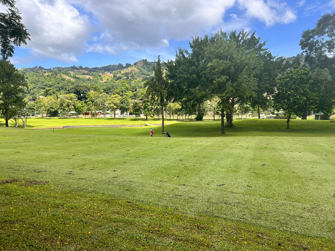 St. Andrews Golf Club-Maraval必去景点