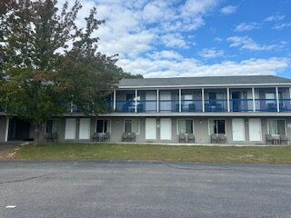 马杰斯提克丽晶酒店主图