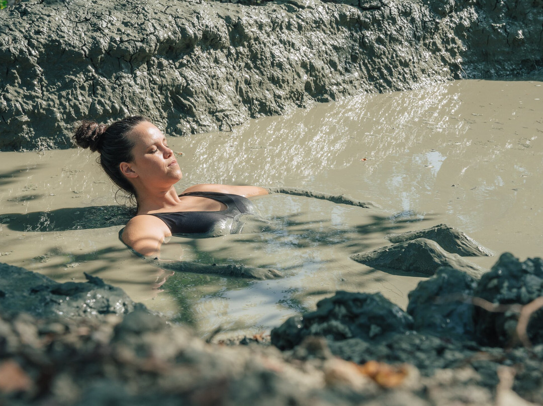 Maria Moñitos Hotel Experiences and Activities-Monitos必去景点