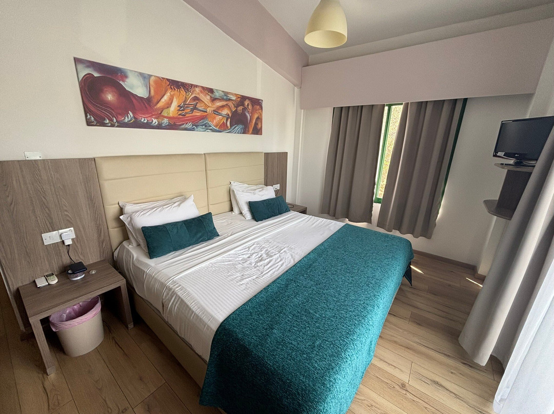 Fitos Inn Guest House主图