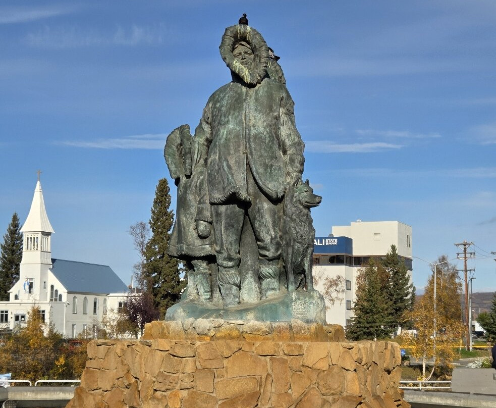 Golden Heart Plaza-费尔班克斯必去景点