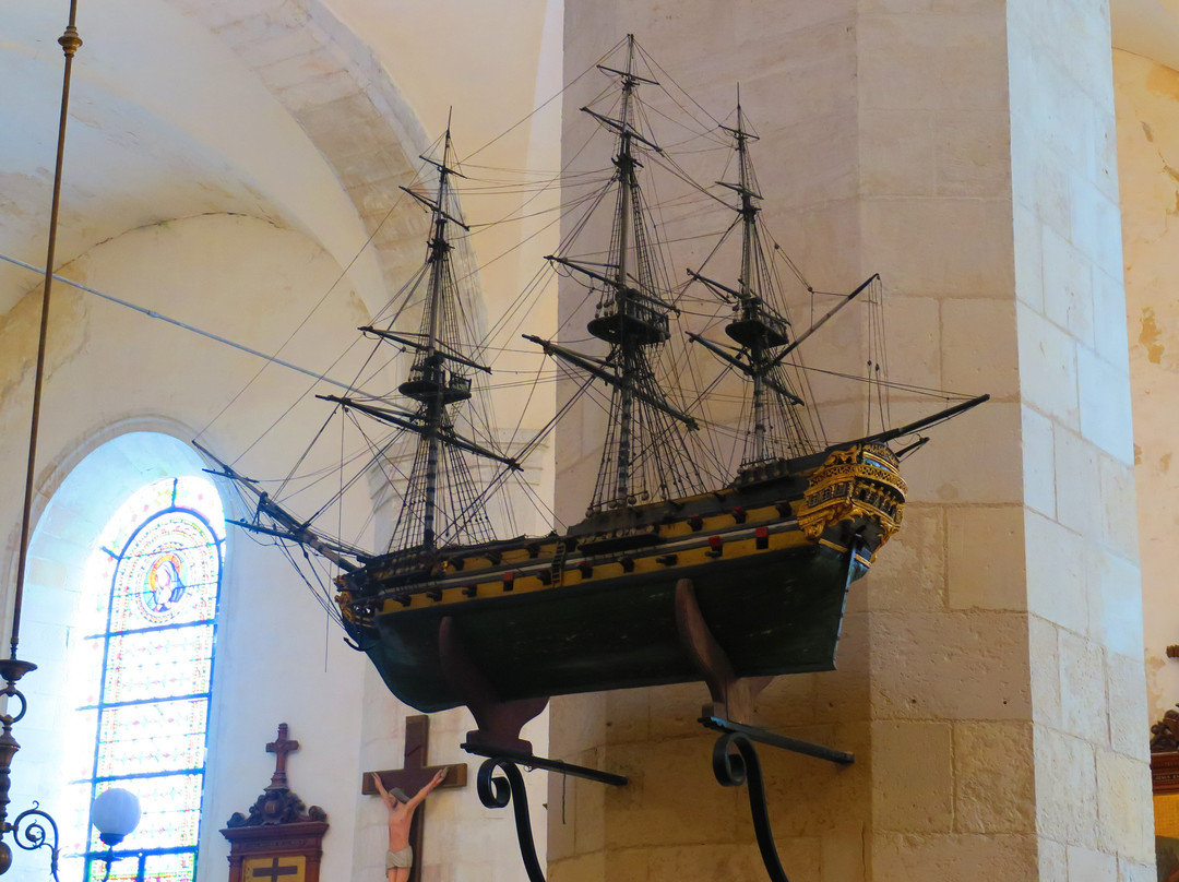 Eglise St-Sauveur-拉罗谢尔必去景点