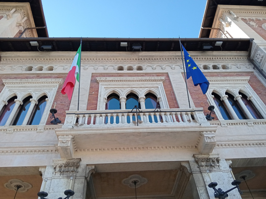 Palazzo Municipale-Avezzano必去景点