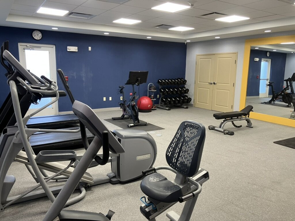 洛尔兹堡希尔顿恒庭酒店主图