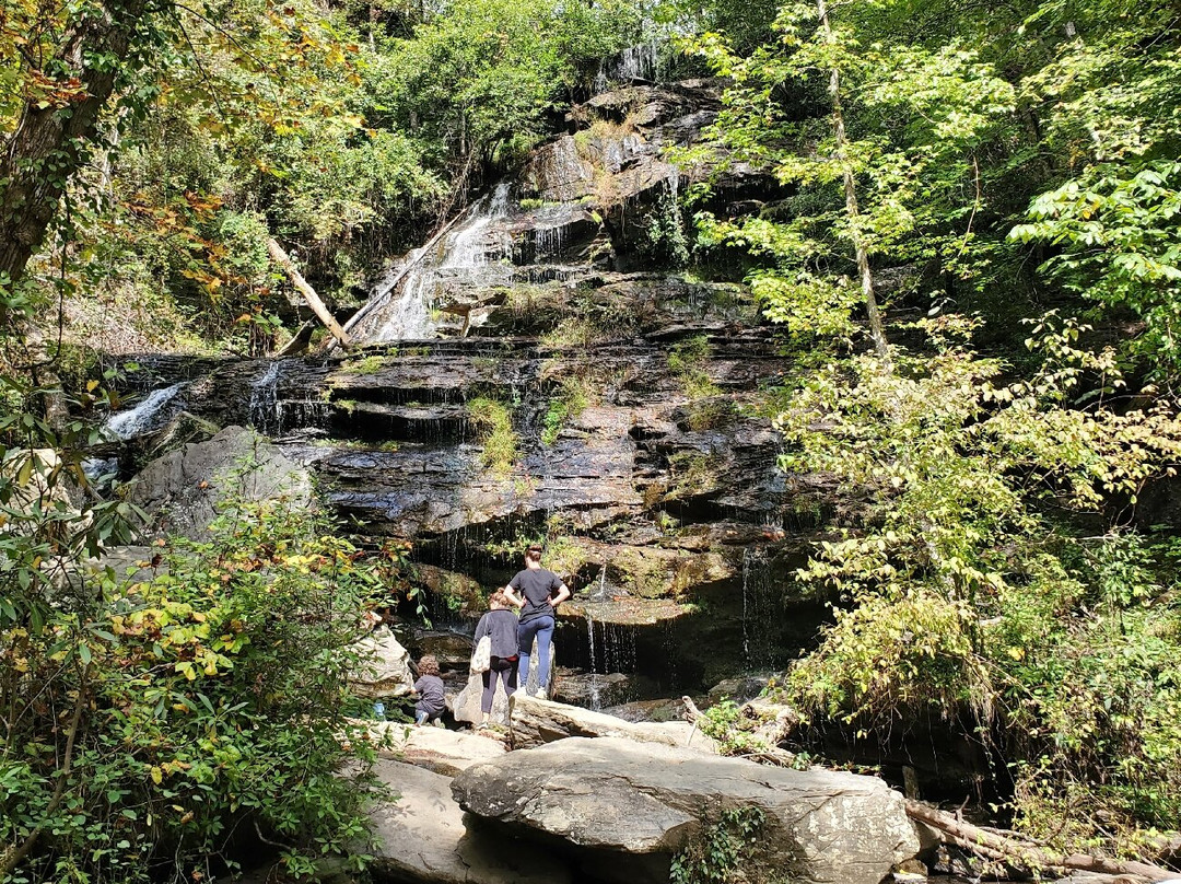 Issaqueena Falls-Walhalla必去景点