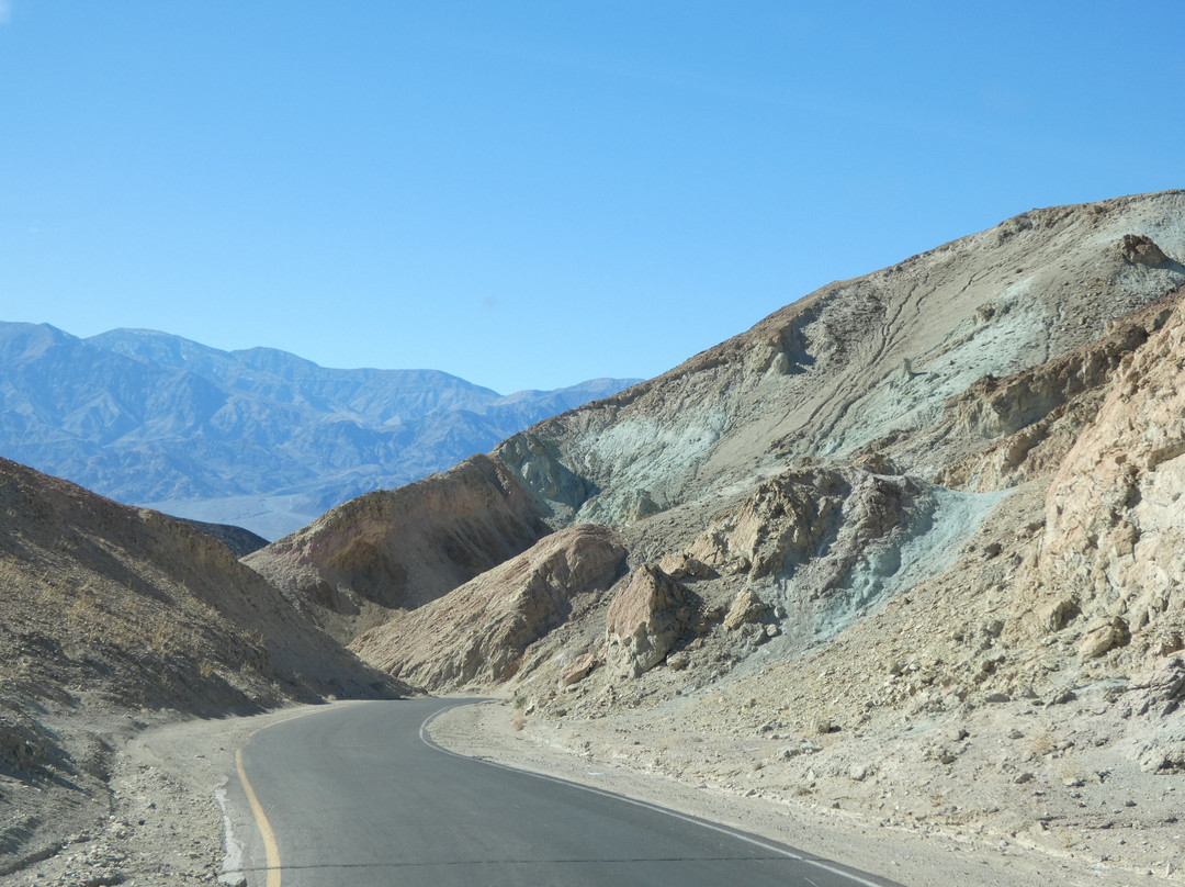 Artist's Drive-死亡谷国家公园必去景点