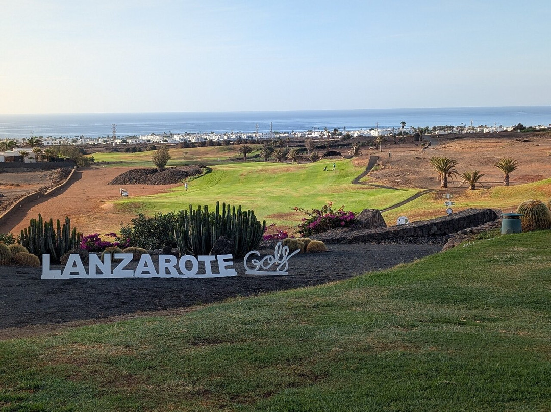 Lanzarote Golf-提亚必去景点