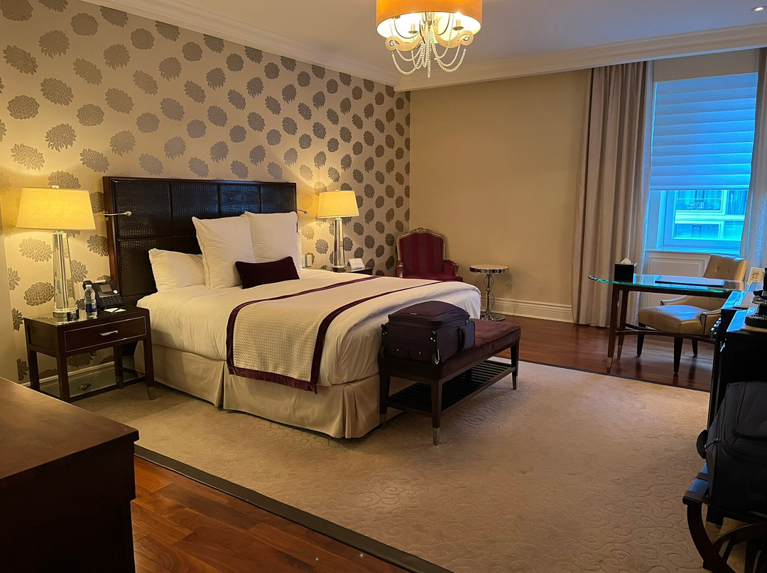 蒙特利尔丽嘉酒店主图