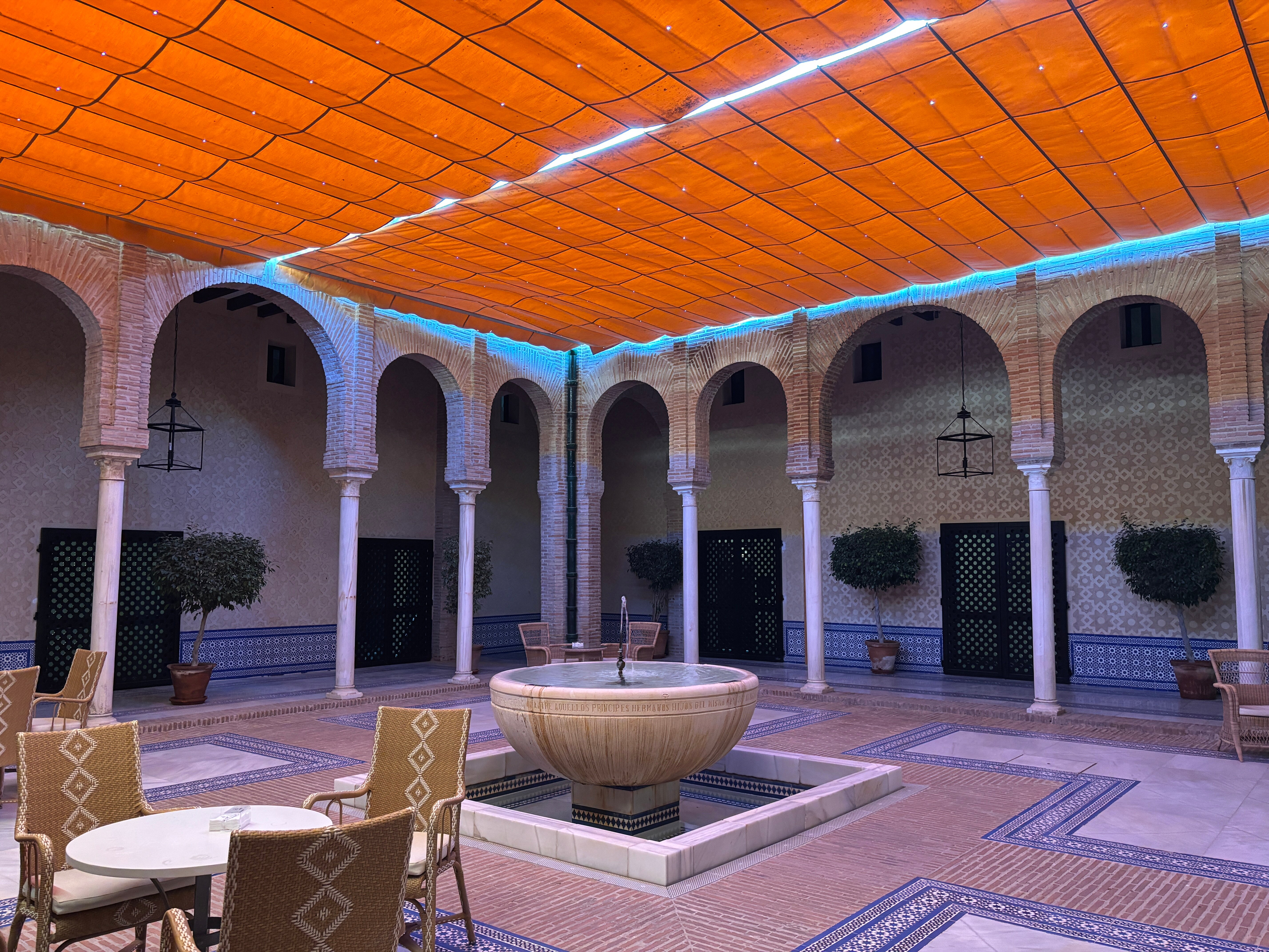 帕拉多卡莫纳酒店-浴室