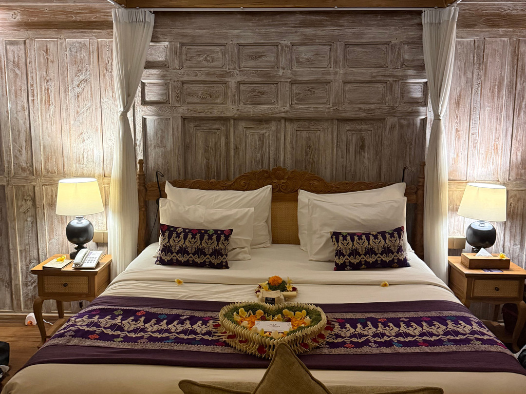 Pramana Watu Kurung主图