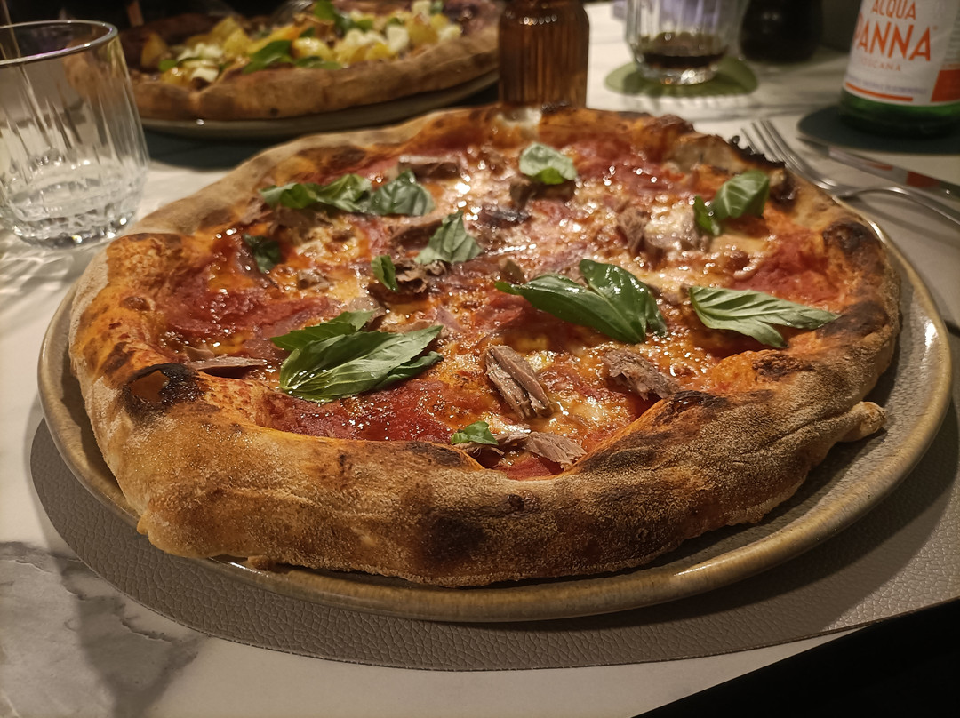 Tentami Pizzeria Innovativa 