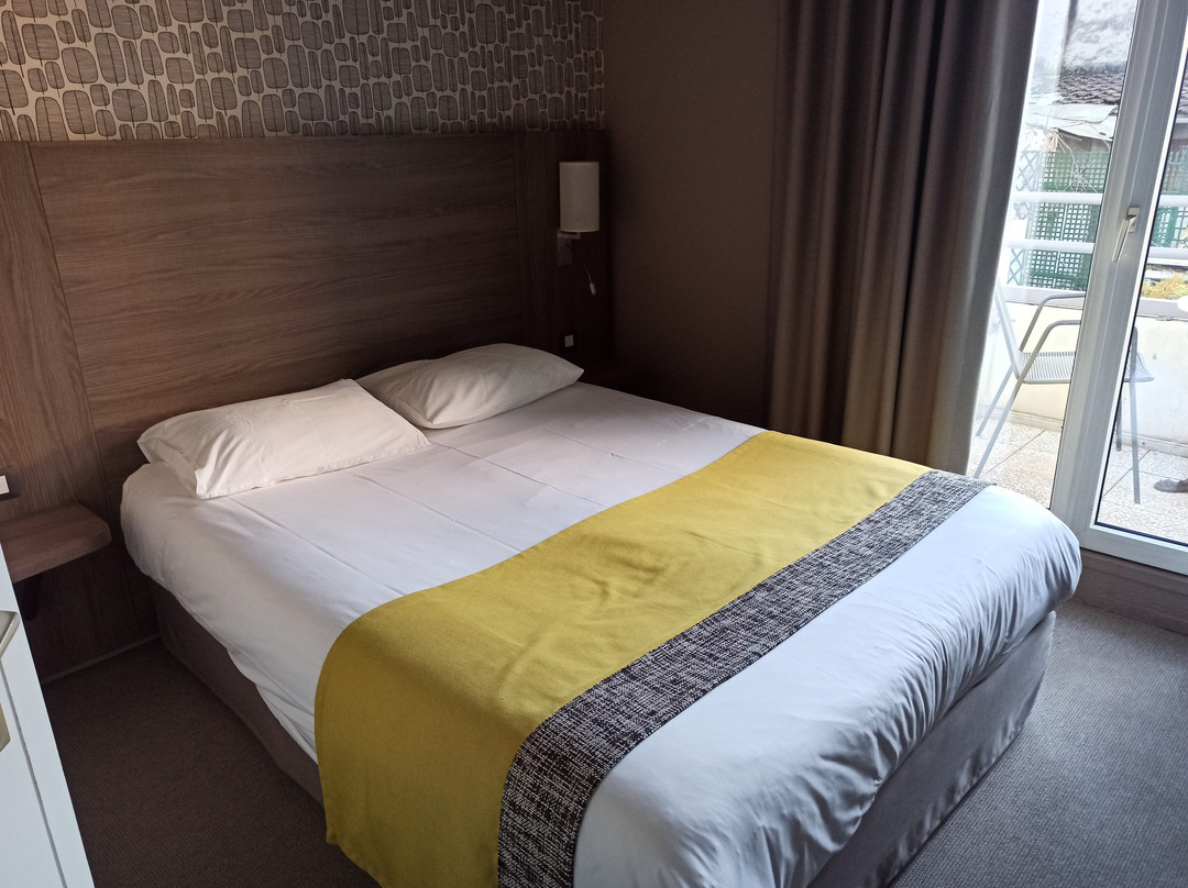 布斯若酒店主图