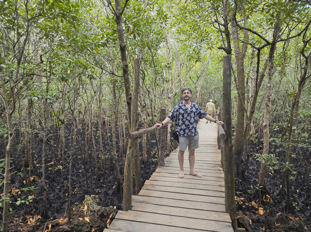 GoSmart Zanzibar Tours & Safari-Kiembi Samaki必去景点