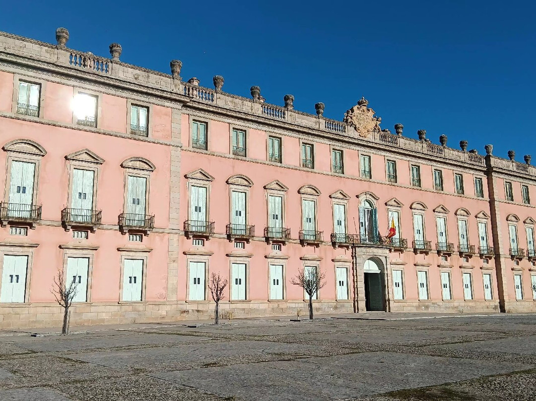 Palacio Real de Riofrio-Navas de Riofrio必去景点