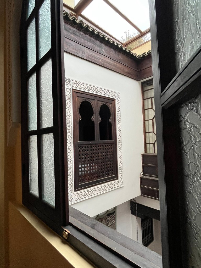 非斯摩洛哥传统庭院住宅-官方