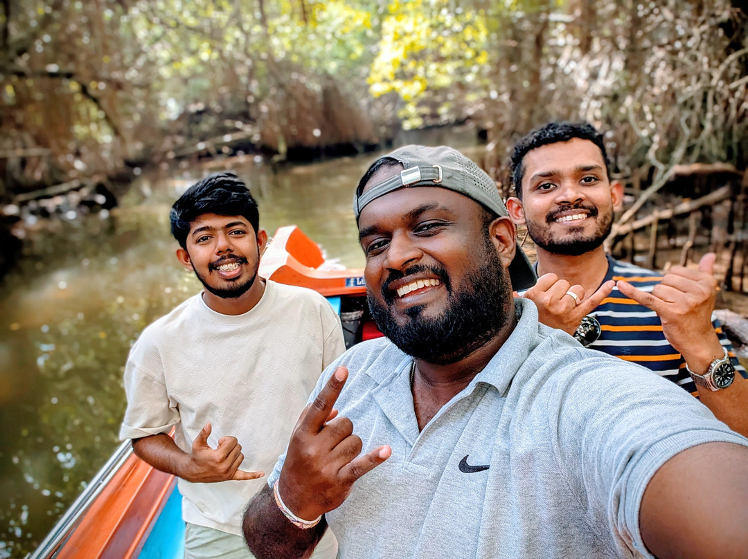 Lucky Boat Safari-班托塔必去景点
