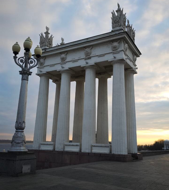 Central embankment of Volgograd-伏尔加格勒必去景点