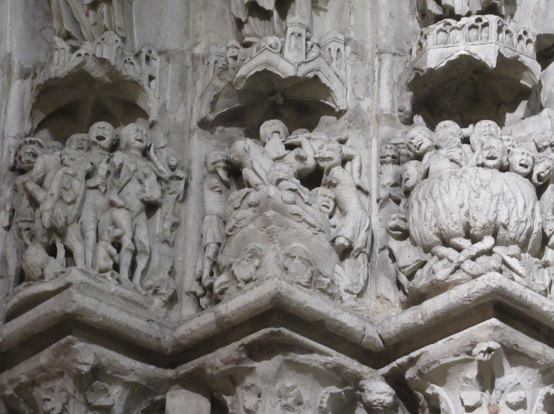 Cathédrale Notre Dame-达克斯必去景点