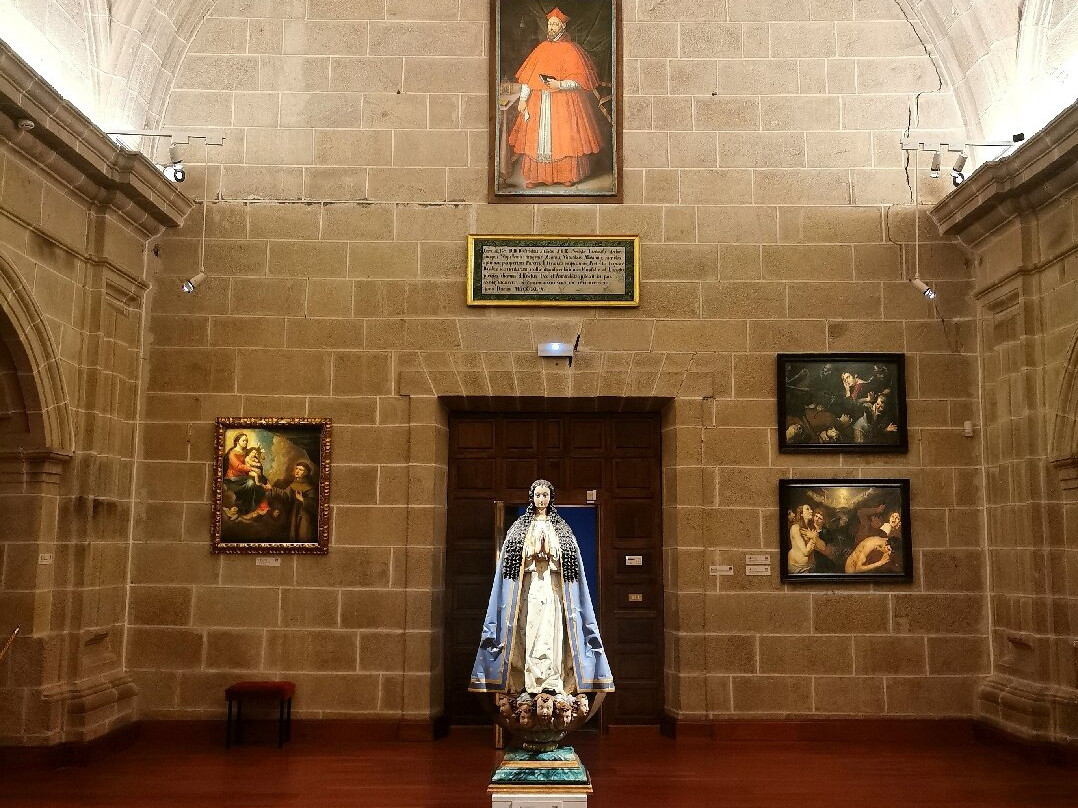 Colegio PP Escolapios-Monforte de Lemos必去景点