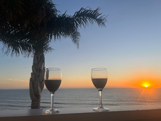 皮斯莫灯塔套房酒店主图