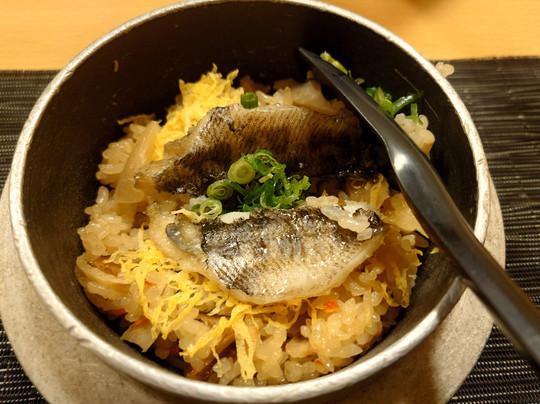 银波庄酒店主图