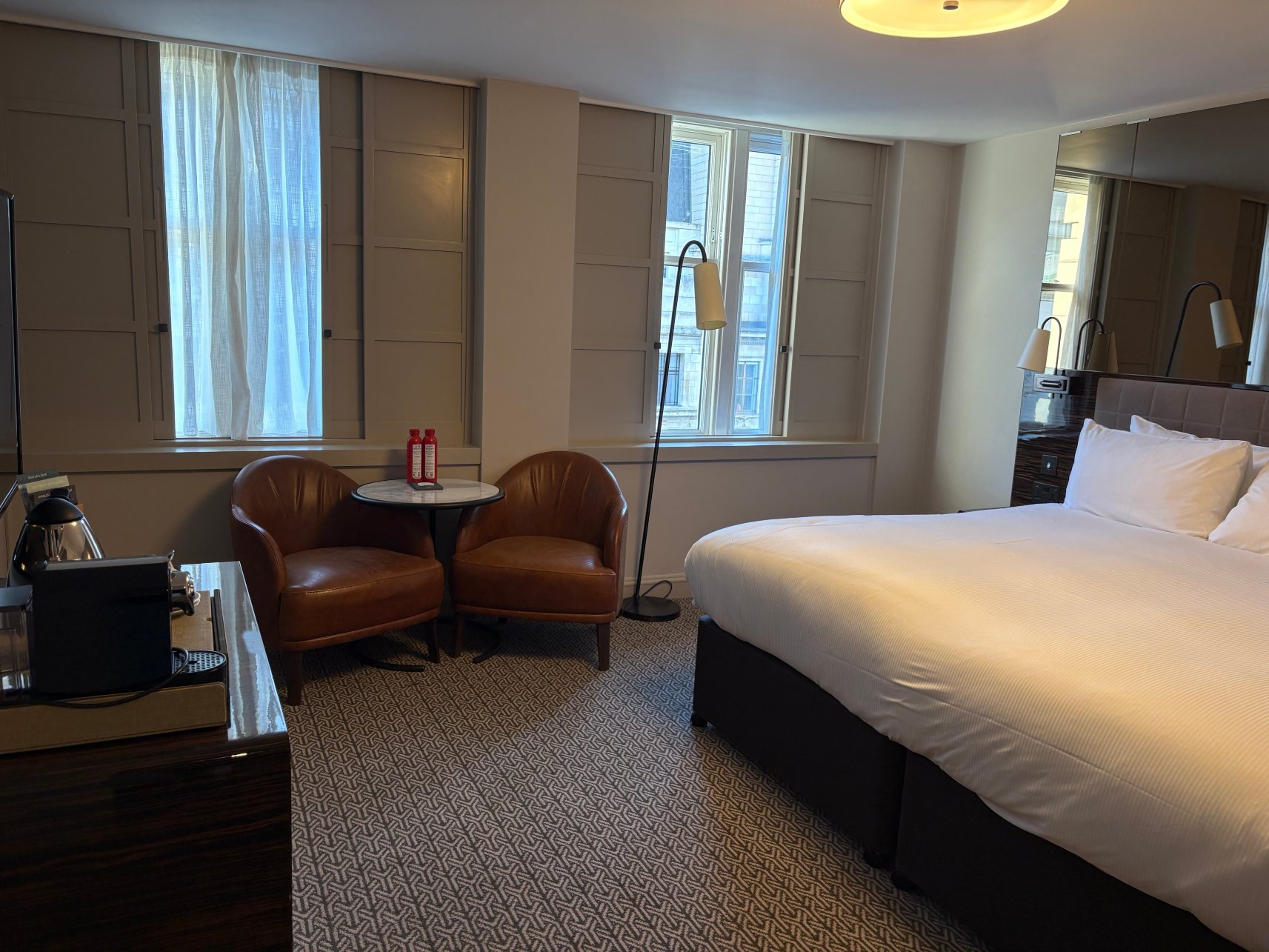 伦敦河岸街斯特兰德宫酒店-客卧