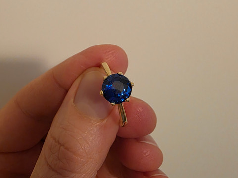 里尼亚珠宝-加勒必去景点