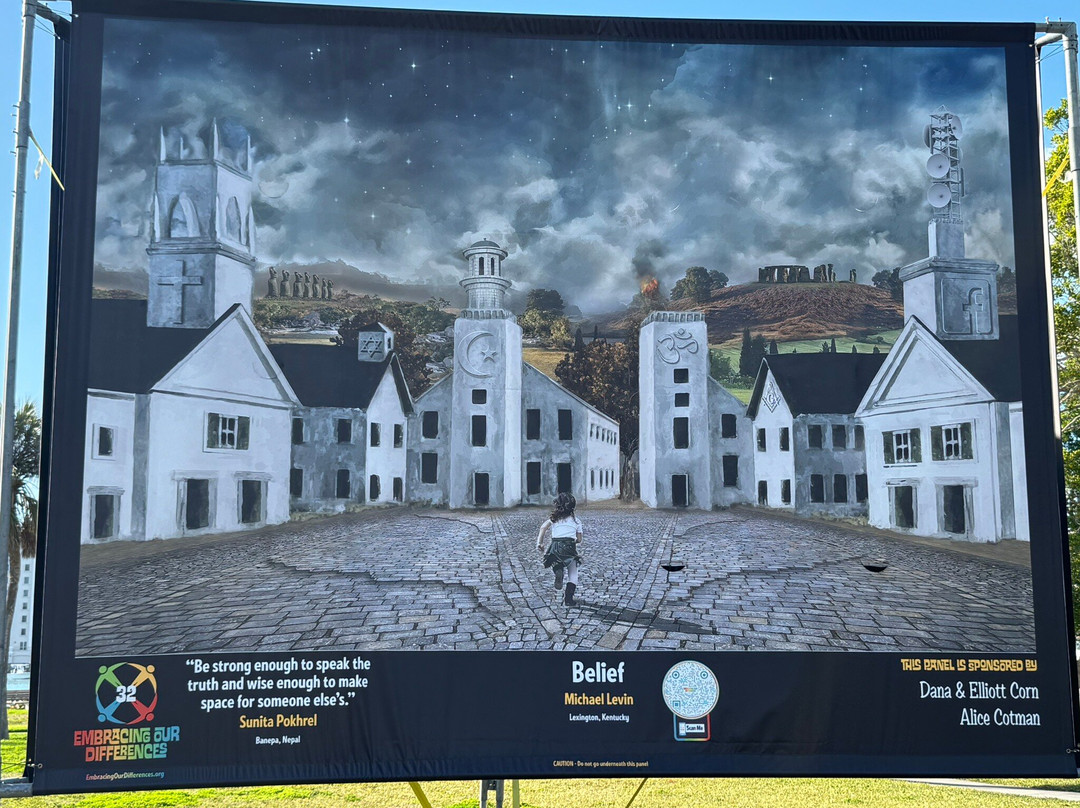 Embracing Our Differences-萨拉索塔必去景点