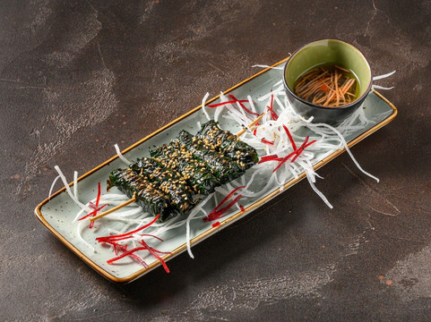 Dylan's Sushi & Bowl