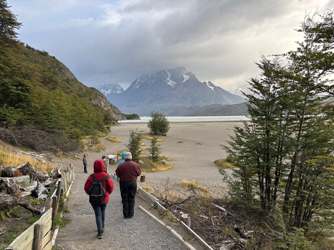 Navigation of Lago Grey-百内国家公园必去景点