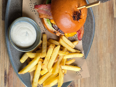 William's Table Pub & Kitchen