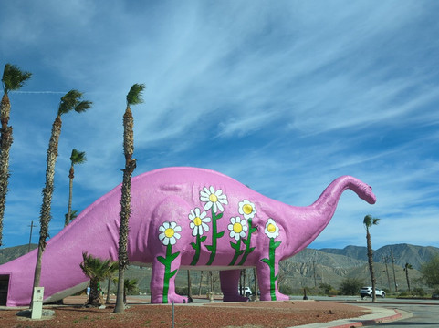Cabazon Dinosaurs-卡巴宗必去景点