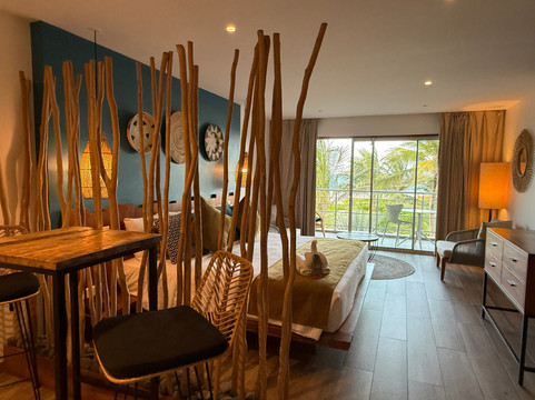 Orient Beach酒店主图