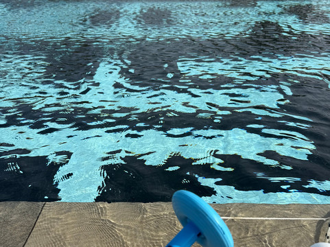 泰鲁碧酒店主图