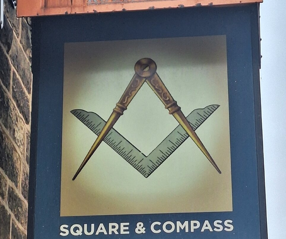 Square & Compass主图