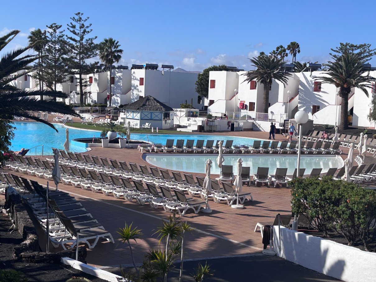 Bluesea Bahía de Lobos-泳池