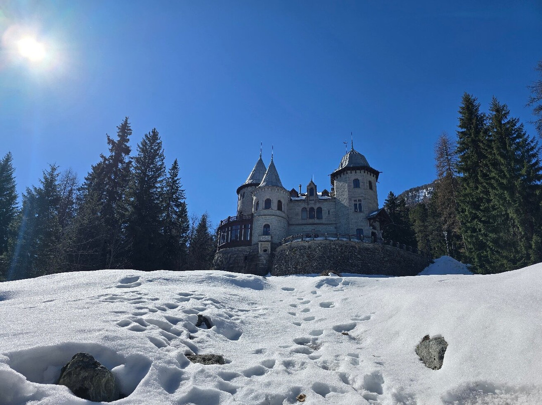 Castel Savoia-Gressoney Saint Jean必去景点