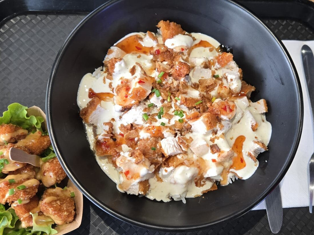 Chez Banoi Wok & Sushi