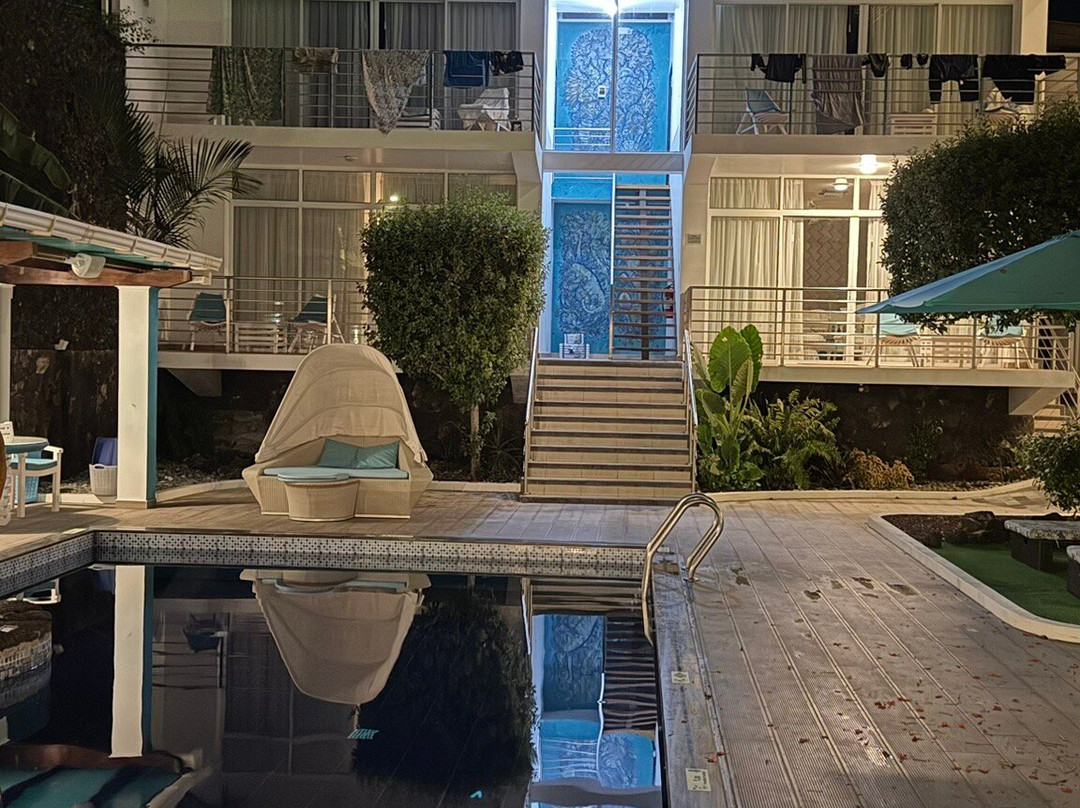 伊卡拉加拉帕戈斯套房酒店主图