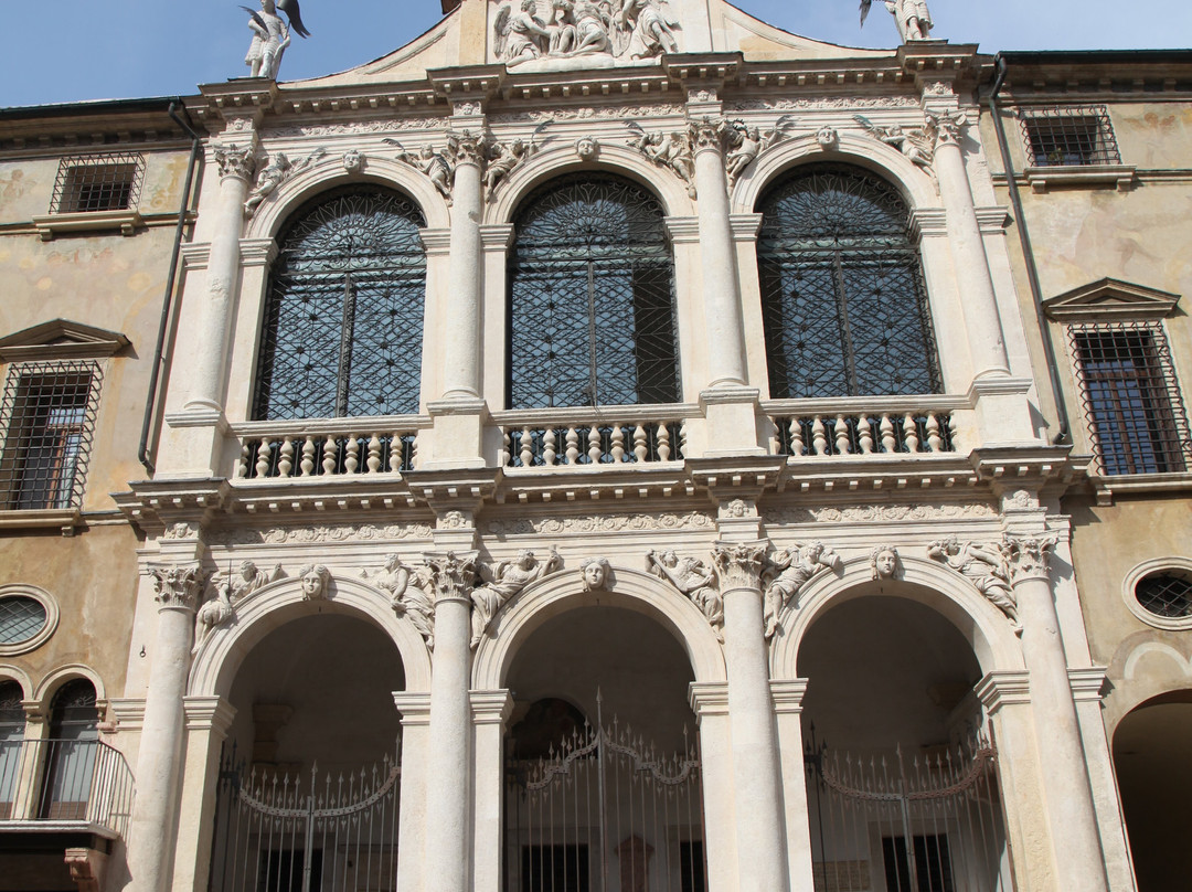 Il Palazzo del Monte di Pieta-维琴查必去景点