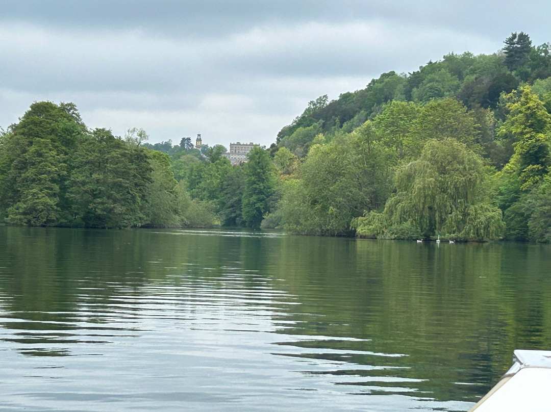 Boating at Cliveden-塔普洛必去景点