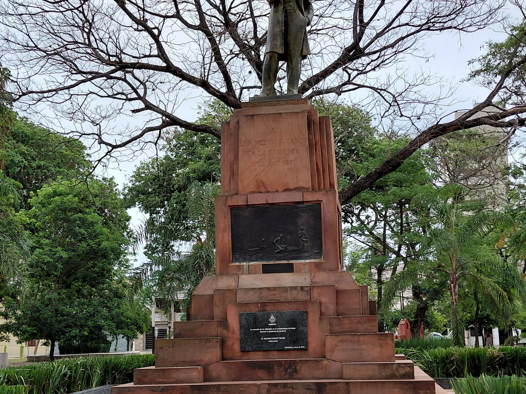 Plaza de La Cruz-科连特斯必去景点