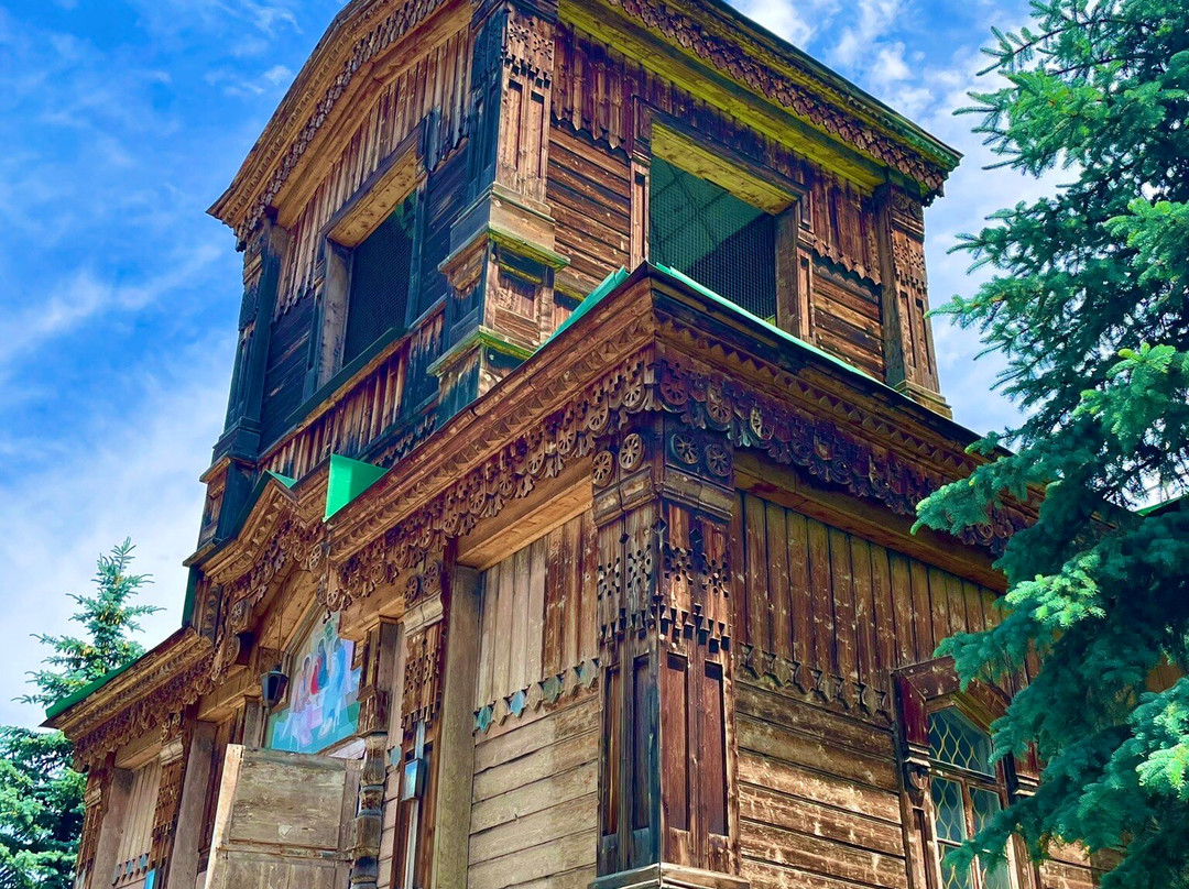 Holy Trinity Russian Orthodox Cathederal-Karakol必去景点