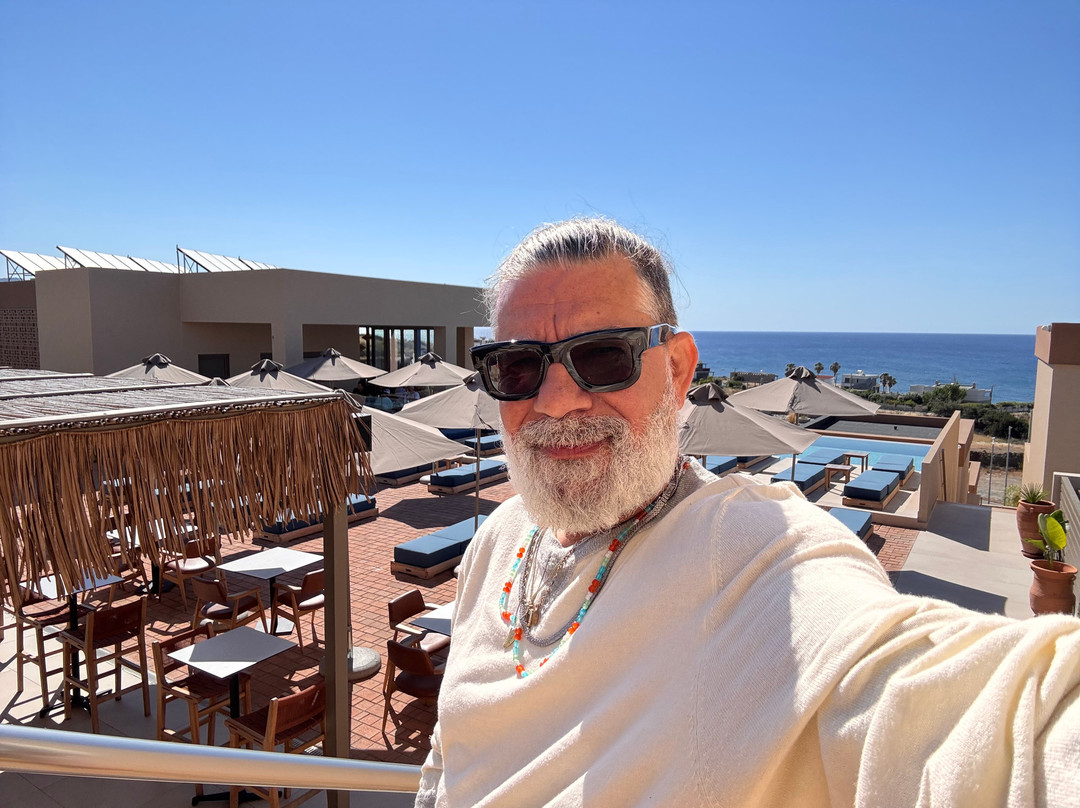 Este Elegant Suites & Villas