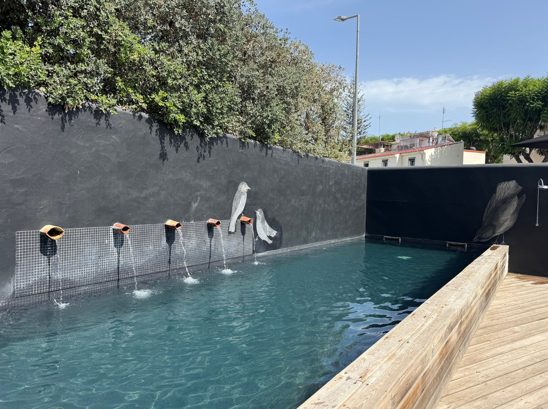 Colegio Charm House