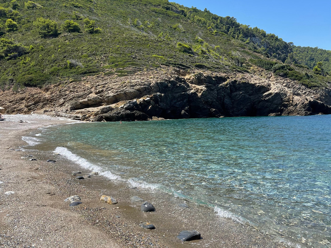 Tsoukalia Beach-Alonnisos必去景点