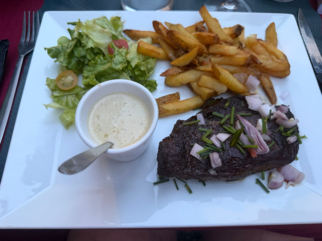 La Table En Chantée