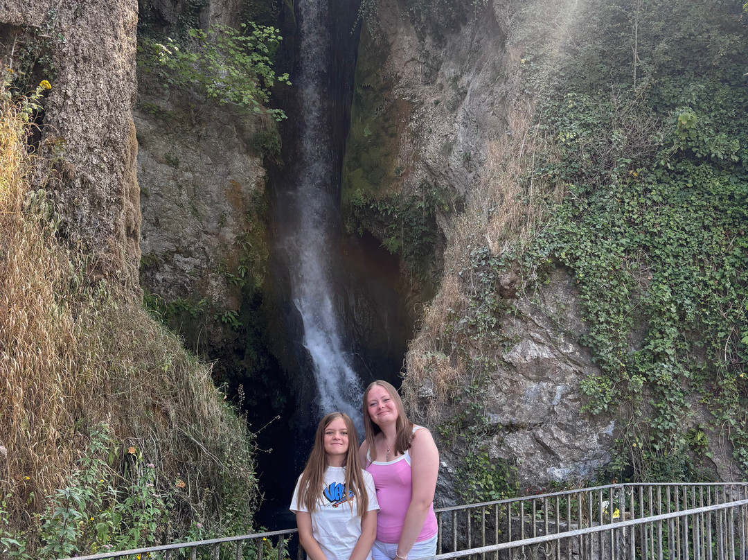 Dyserth Waterfall-Dyserth必去景点